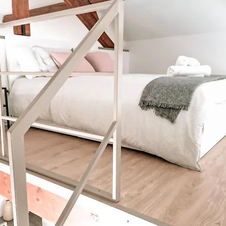 Mezzanine Encantador No Apartmán *