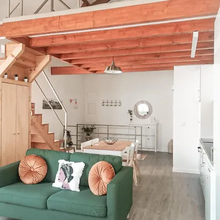 Mezzanine Encantador No Апартаменты *